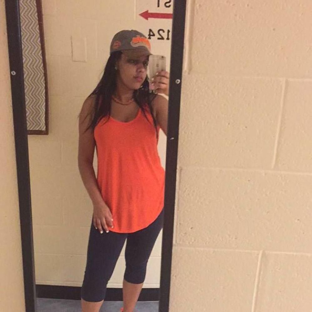 Meet your Posher, Amirna